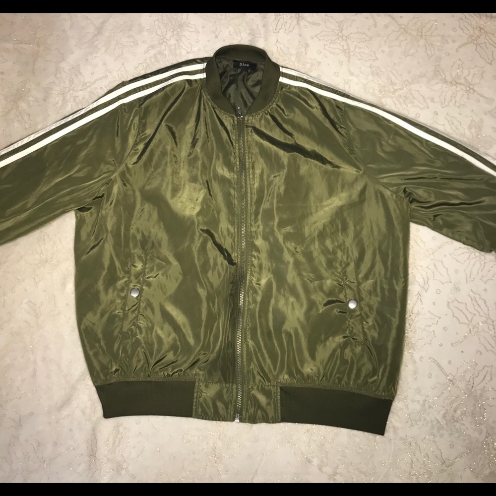 GREEN BOMBER JACKET